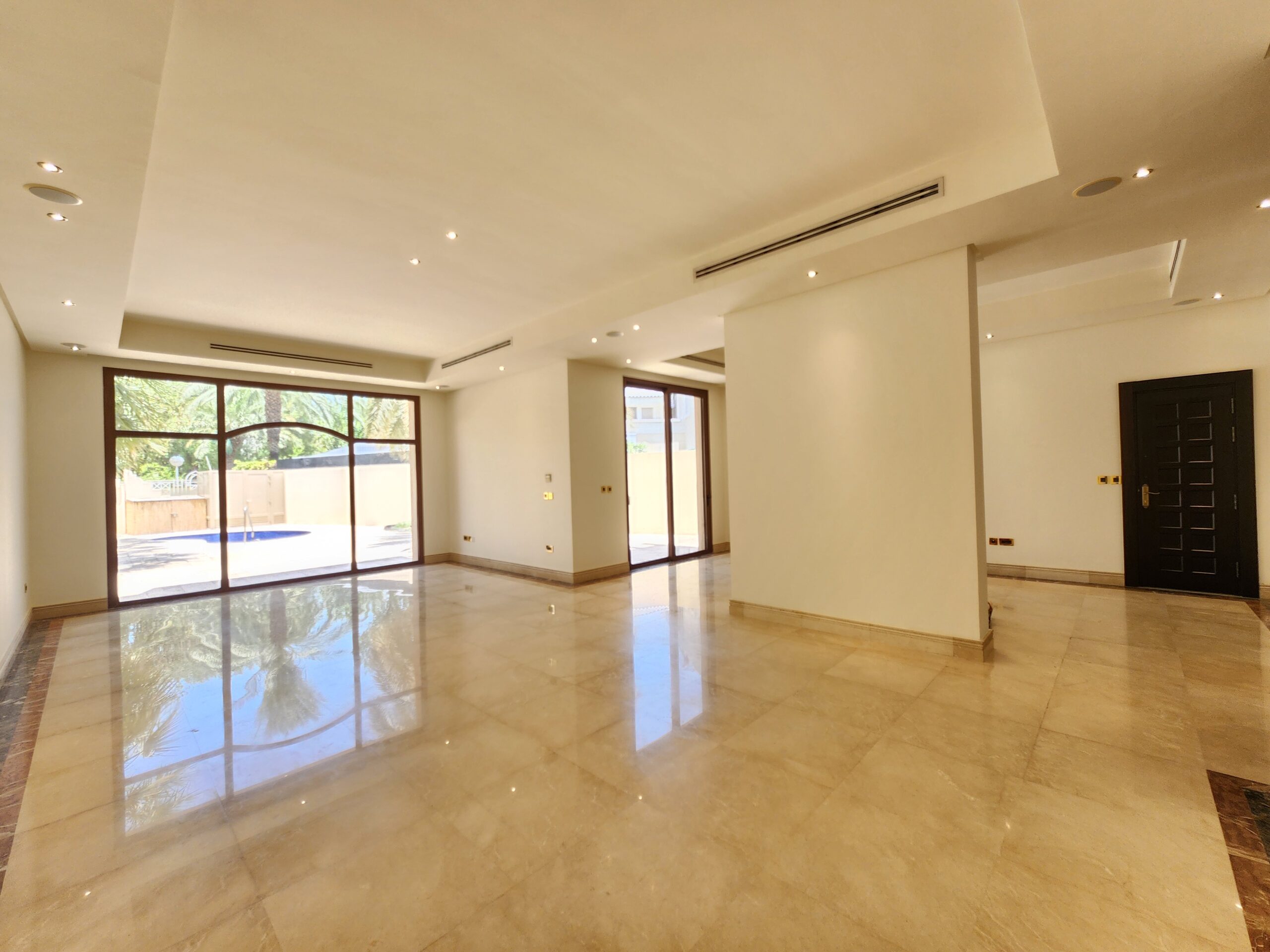 PRIVATE POOL | FULLY RENOVATED VILLA | 4 BEDROOM+M